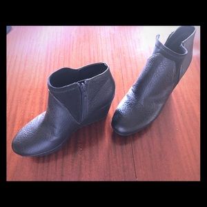 Vera Wang wedge booties. NWOT